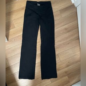 Old navy active Petite Small flare bottom